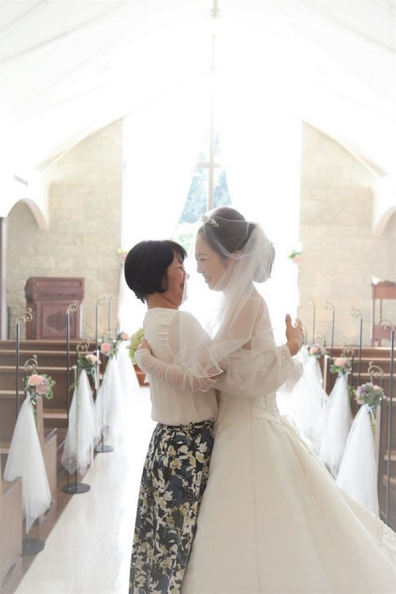 お母さんとハグ