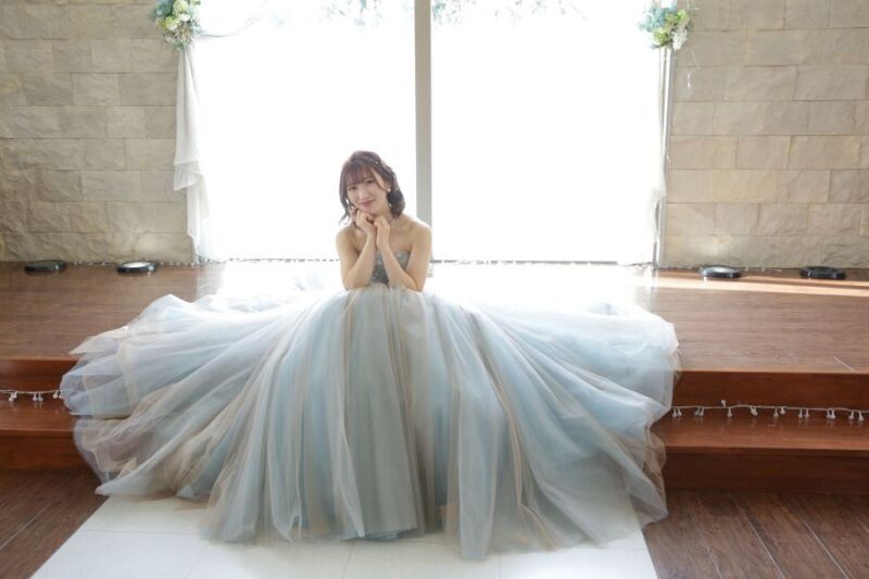 ペールブルー&times;グレードレス♪