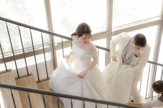 CLAIRE奈良店(チャペルクレール)_ドレス(スタジオ/階段/チャペル前/中庭テラス)