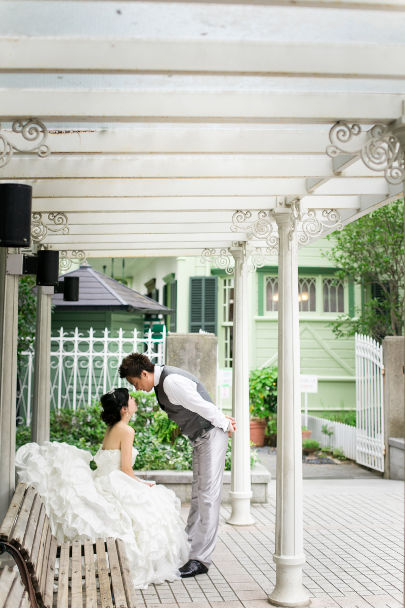 見つめ合って…