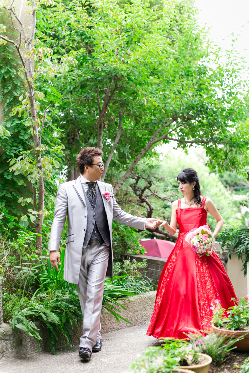 お色直しをしてレストランでの撮影へ