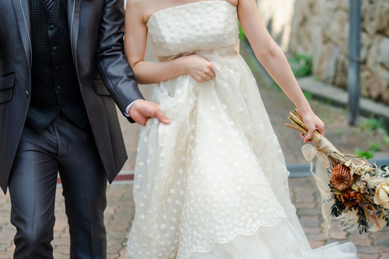 石畳を歩きながら