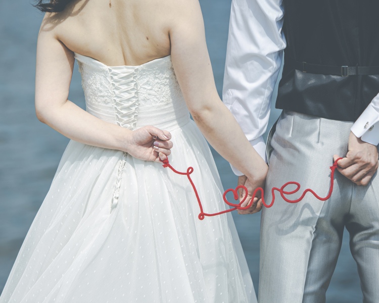 赤い糸で結ばれたお二人