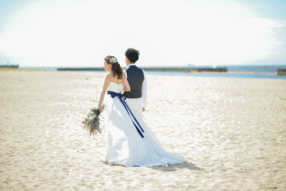 夏を感じる洋装ロケーションフォト