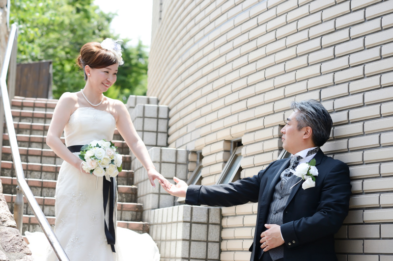 ご新婦様をエスコート