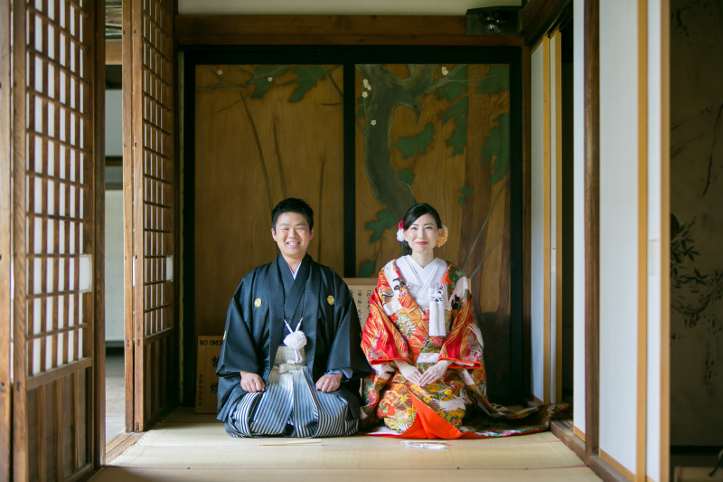 座り姿のお写真も