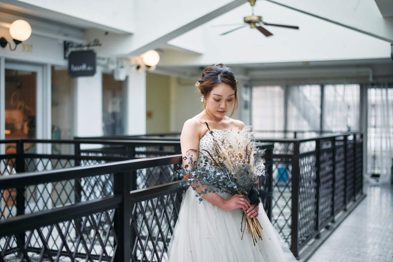 自然の光を浴びながら