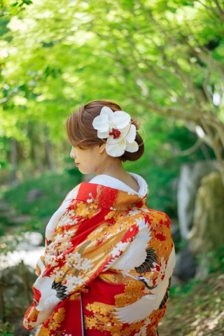 新婦様和装時　打掛掛替(ヘアメイク1回)