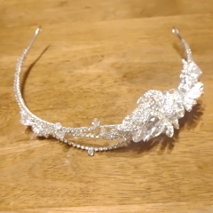 ヘアアクセサリー【カチューシャ】