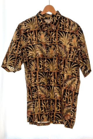 カジュアルシャツ