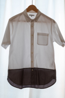 カジュアルシャツ