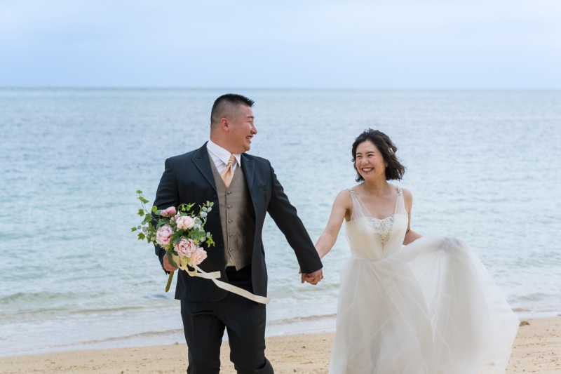 ビーチを駆けて