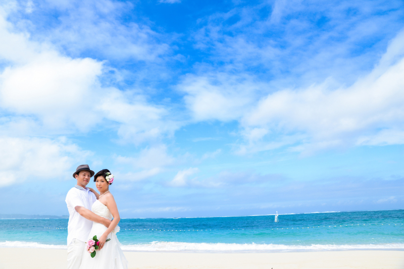 真っ白の5つ星ビーチと海で