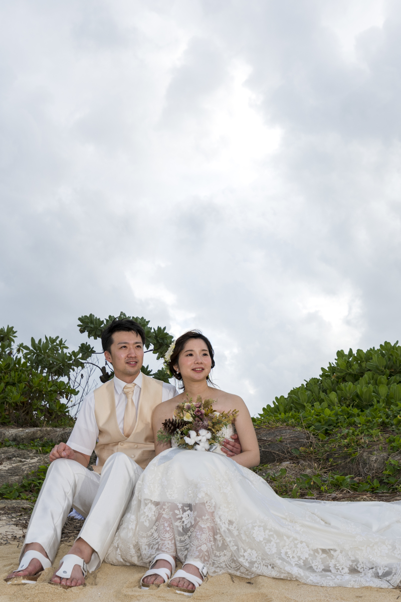 ペアのサンダル