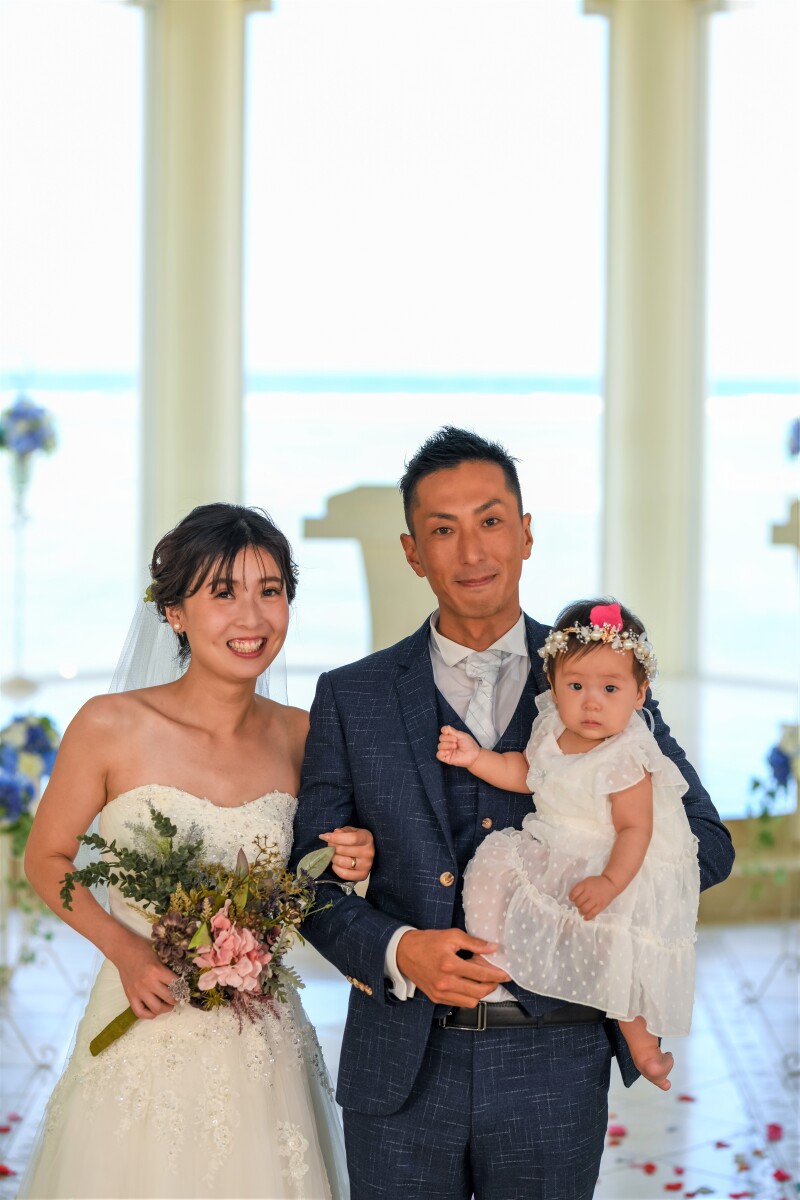 お子様も一緒にビーチとチャペルで