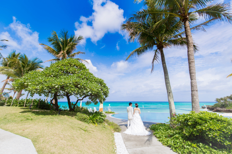 沖縄の景色とバックショット