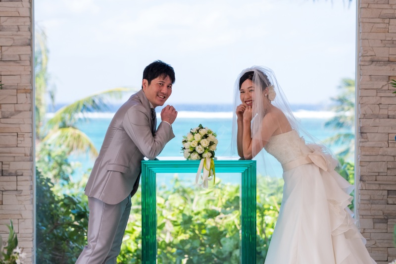 海と緑のチャペルで