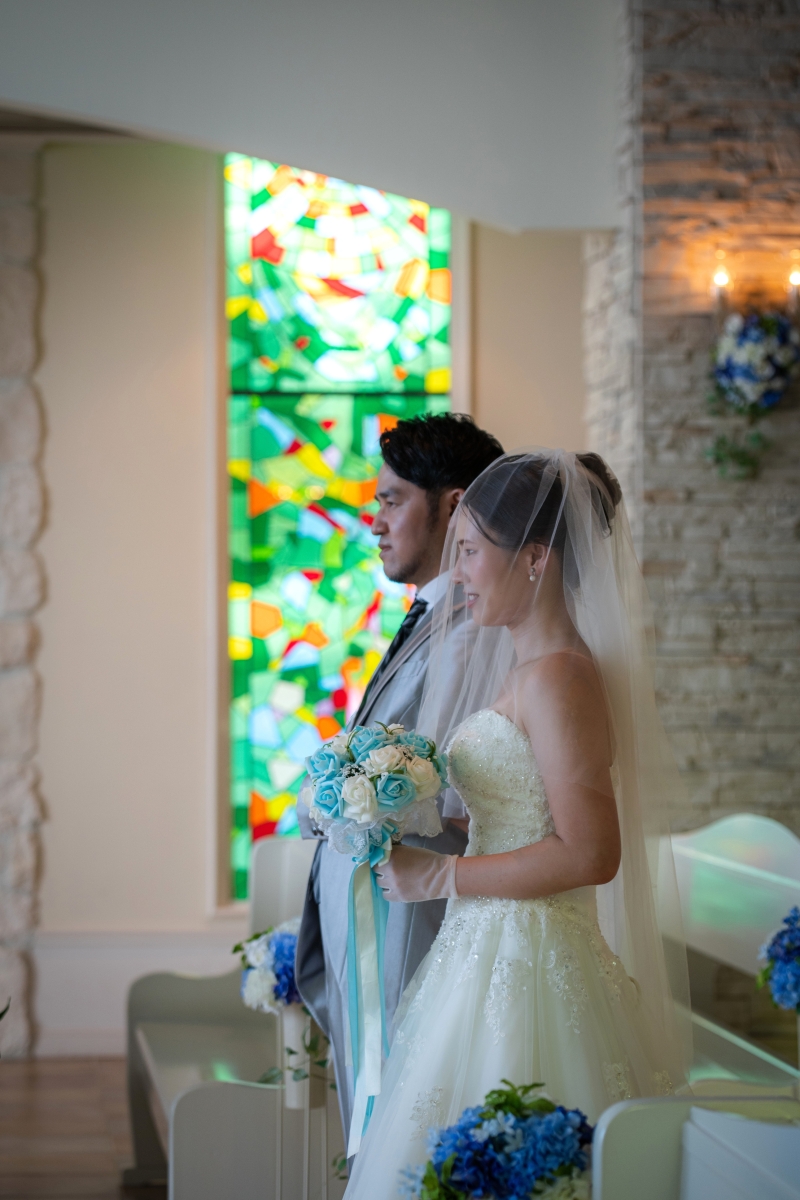 本物の結婚式のように