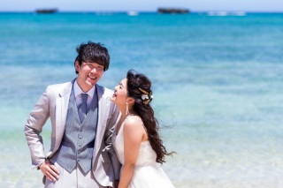 笑顔あふれるビーチフォト