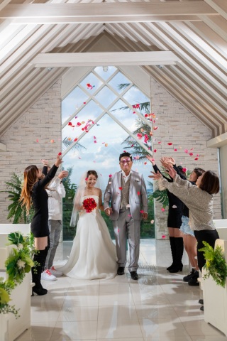 家族と記念のフォトウエディング