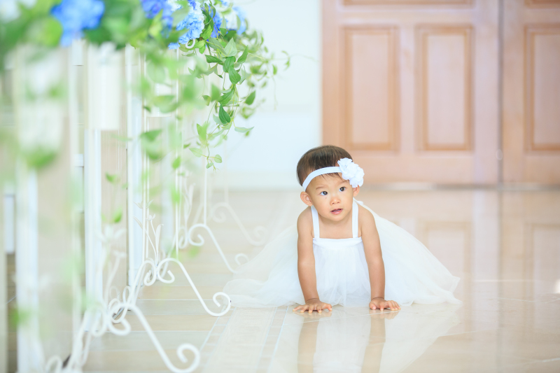 チャペルでハイハイ