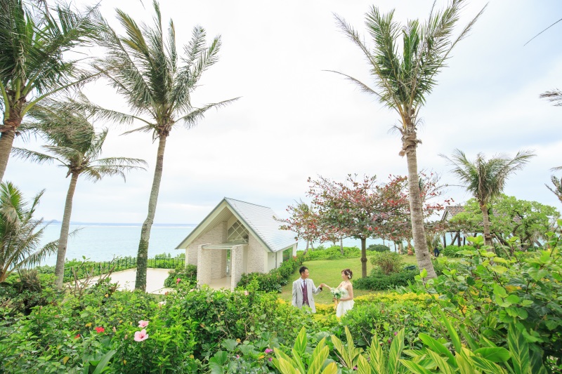 自然に囲まれたチャペル