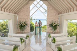 【コーディネーター撮影レポート】チャペルセレモニーフォトで一生の思い出に