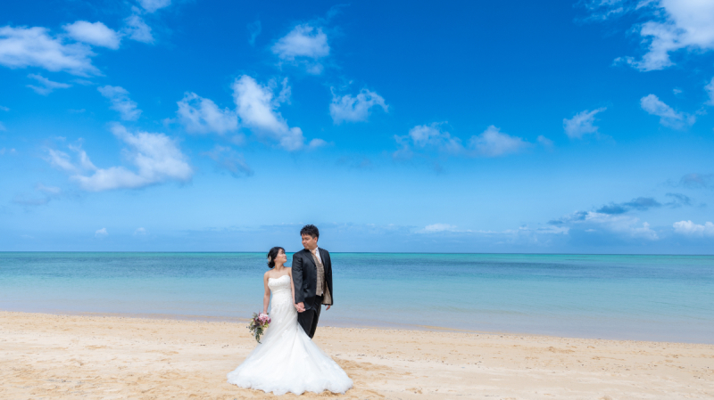 挙式にも使えるドレス