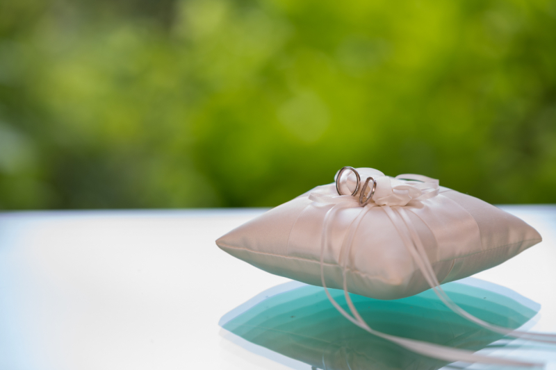 結婚指輪は愛の証