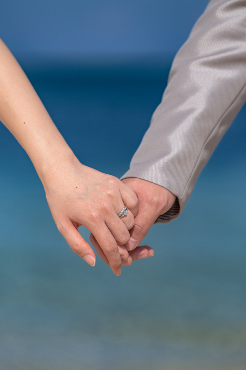 青い海は恩納村の代名詞だワンッ