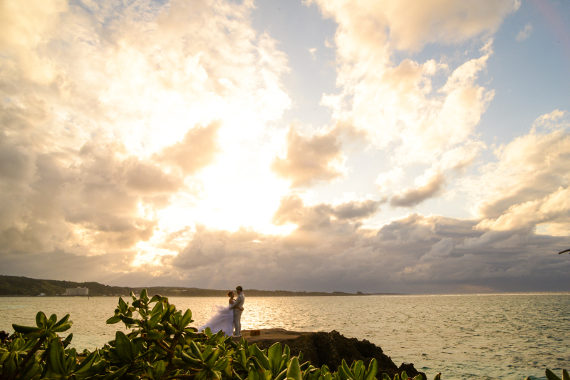 パープルに輝く世界はドラマティック