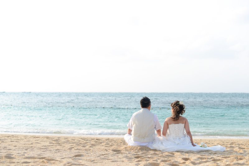 ビーチでの後姿も