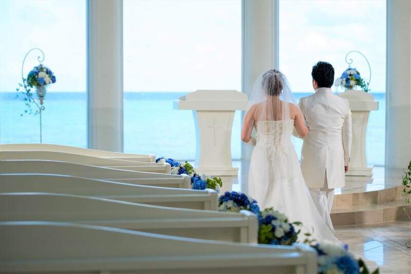 海と空に向かって