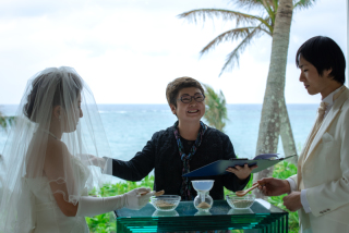 家族に見守られて、ウエディングセレモニー