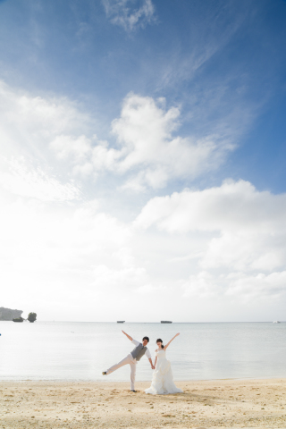 大空の雲が祝福