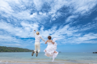 【コーディネーター撮影レポート】ご友人も一緒に！楽しくビーチフォト