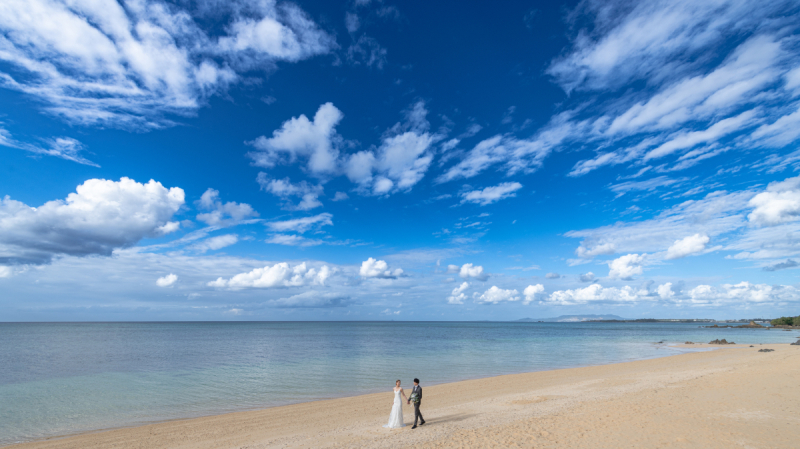 沖縄らしい風景も入れて