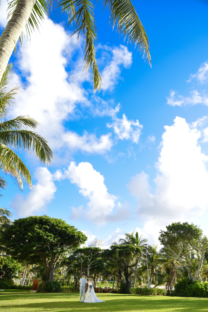 豊かな緑と青空に包まれて