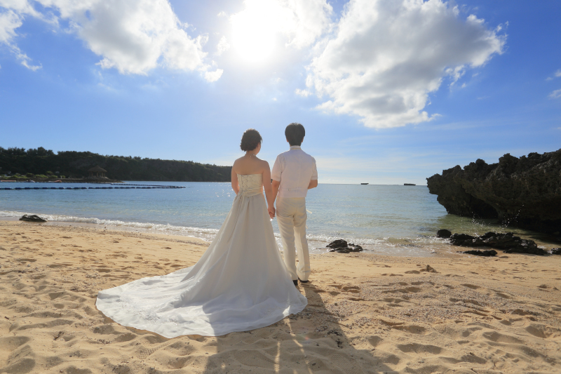 輝く海を眺めて