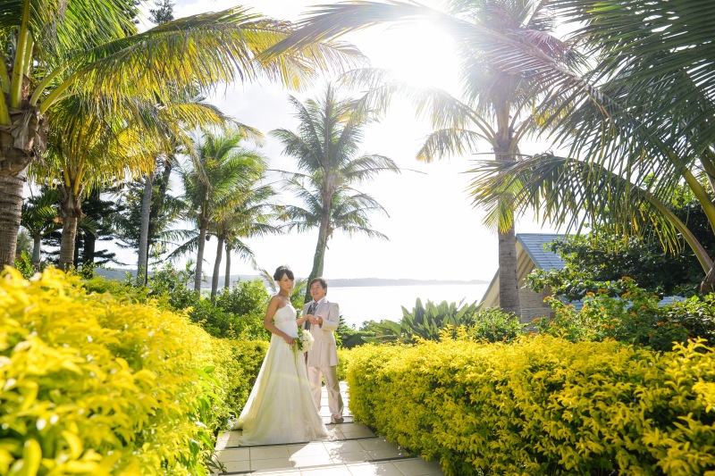 海を見渡すチャペルでフォトウエディング