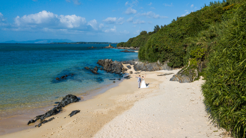 チャペルとドローンとサンセット