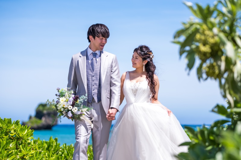 緑と海の中のお散歩