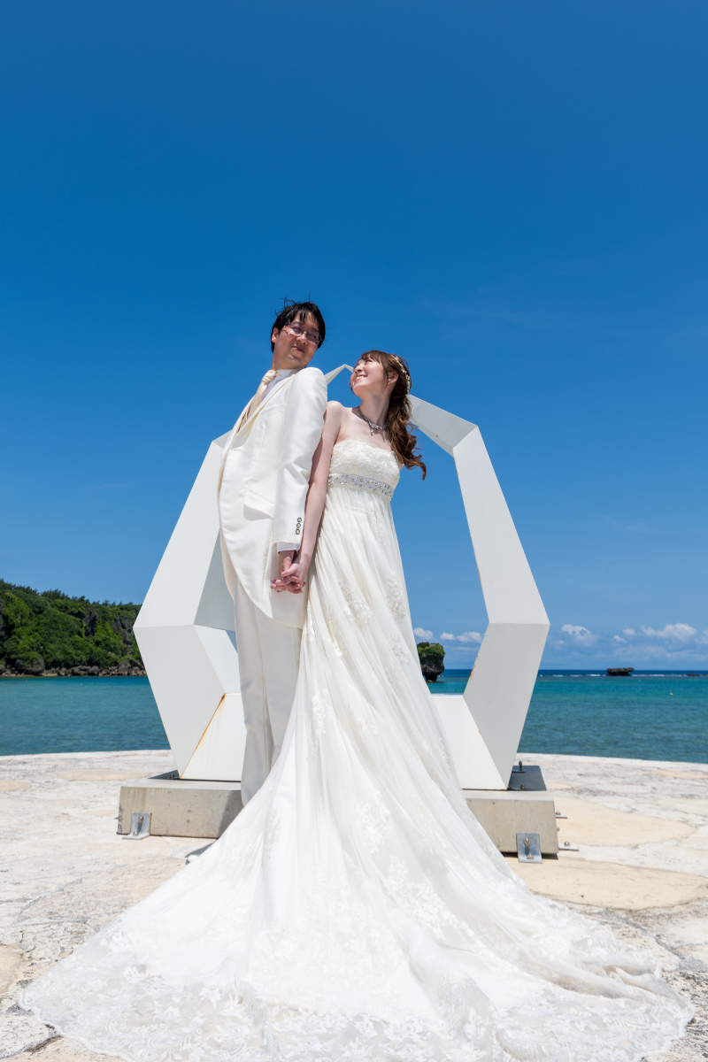 白が似合うおふたり