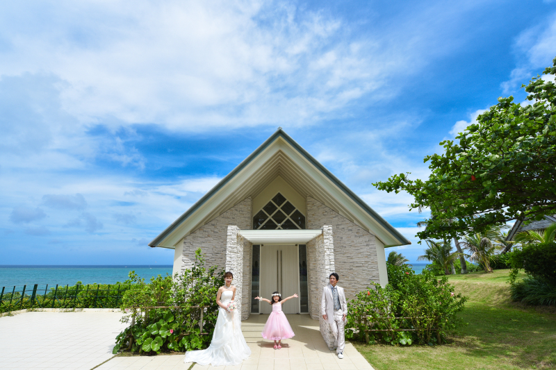 チャペル前で記念フォト