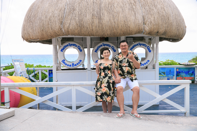 おそろいのカジュアル衣裳に