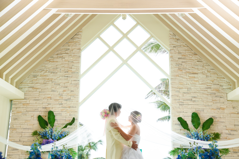 チャペルでは厳かに