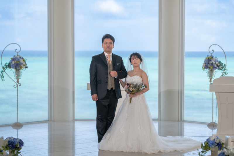 新郎様のタキシードも素敵