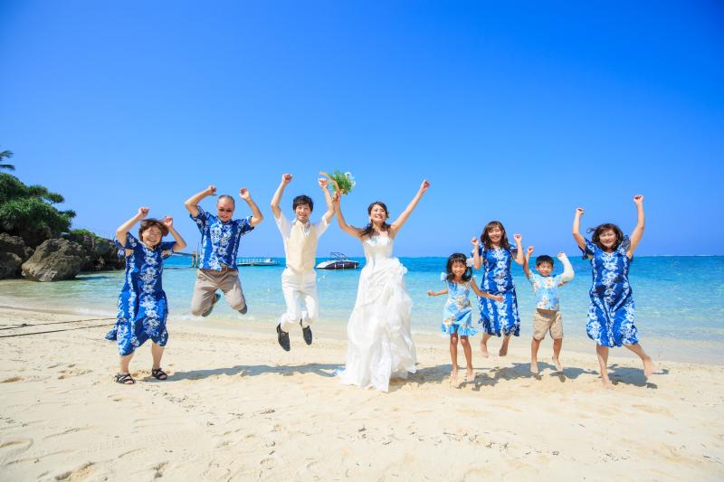 ビーチでイエーイ！