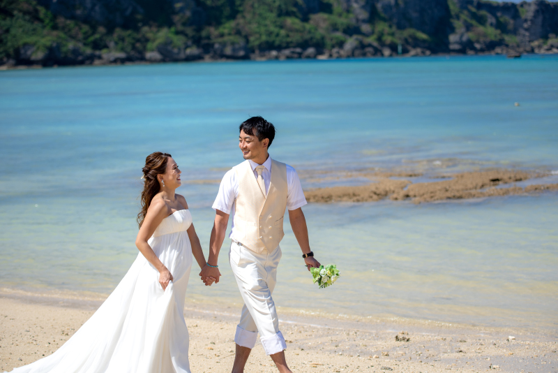 見つめ合う笑顔