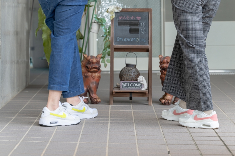 おそろいのスニーカー